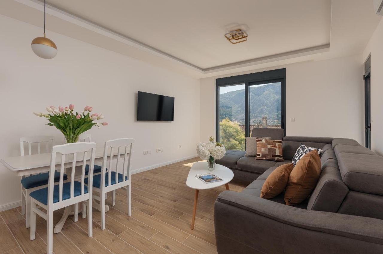 Berge Apartments Kotor Exteriör bild